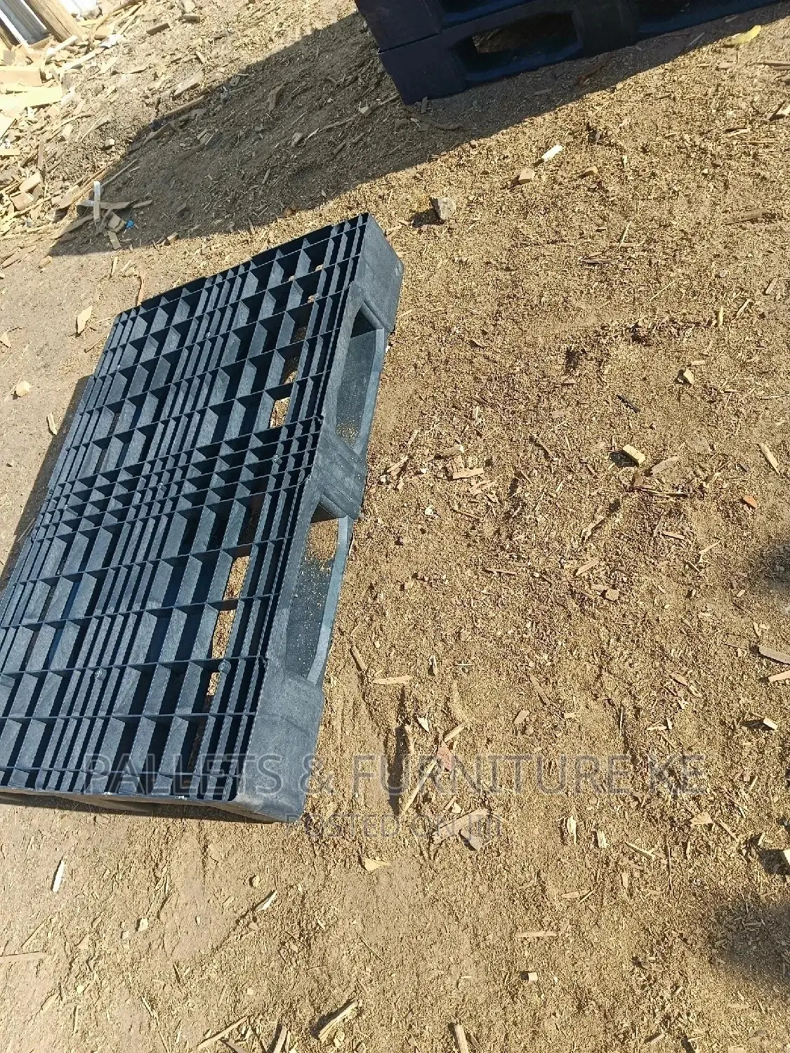 UERO Plastic Pall