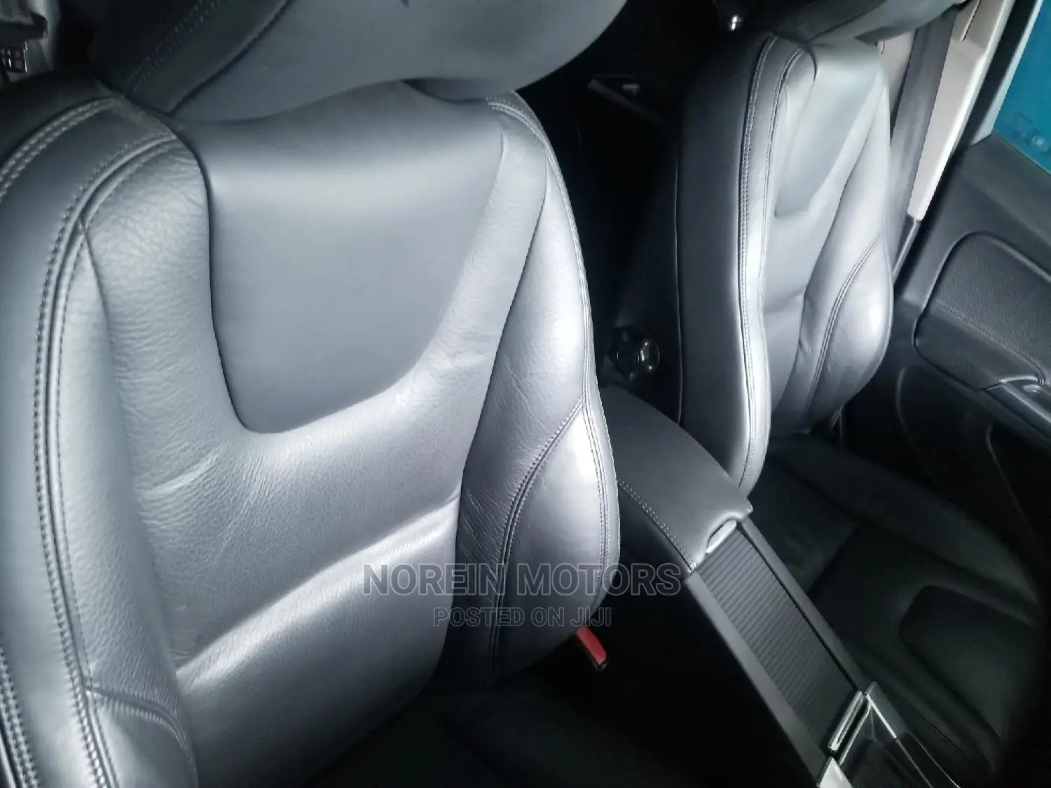 Volvo XC60 2015 Red