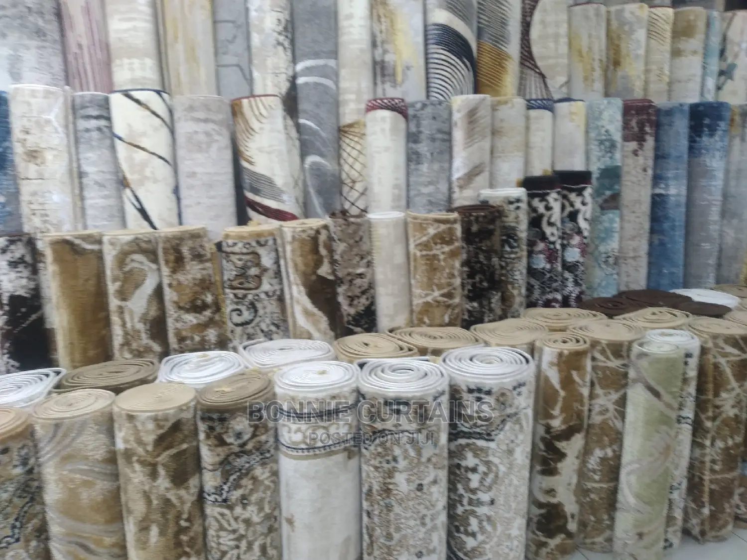 Carpets and Curtains on Sale in Affordable Prices