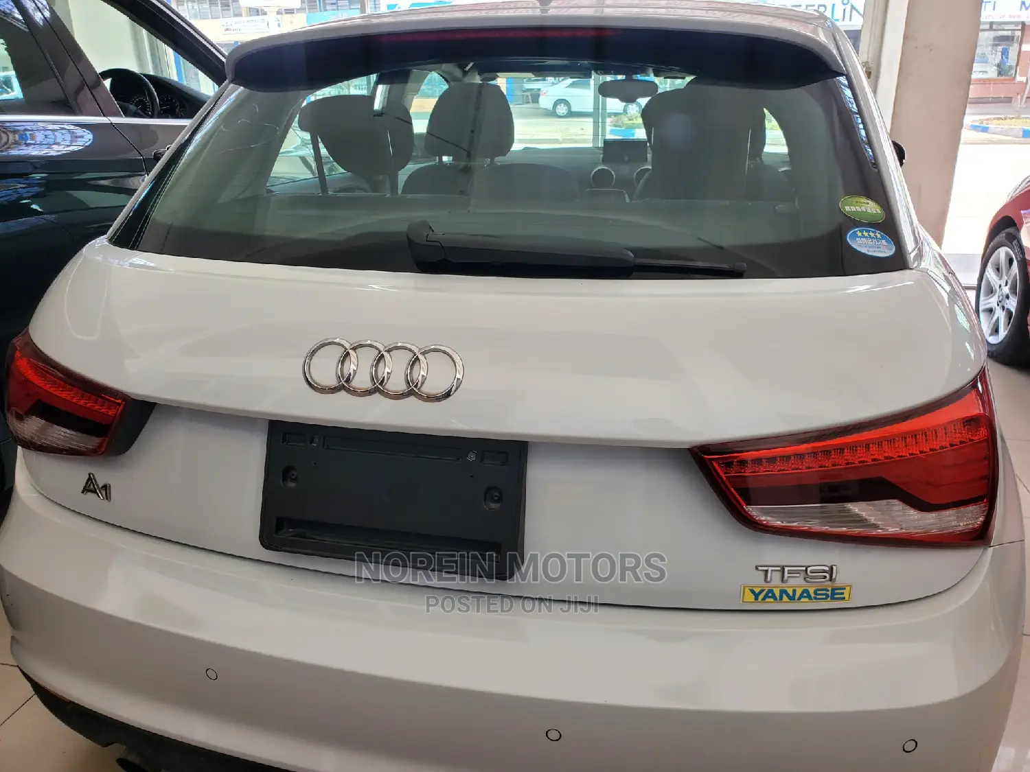 Audi A1 2015 Off White
