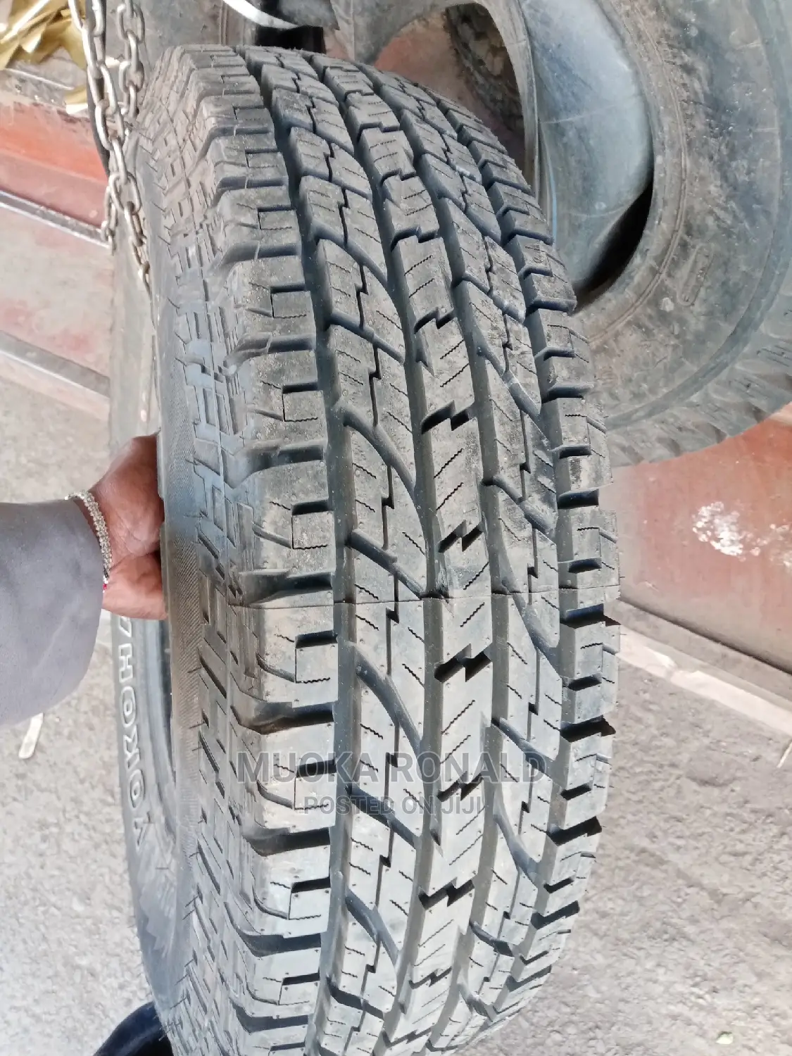 235/85r16 Yokohama Tyre