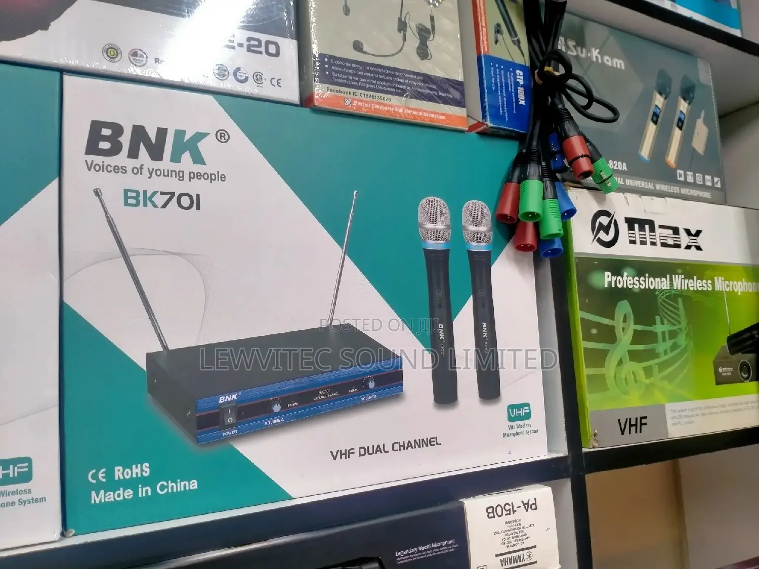 Bnk, Wireless Microphone