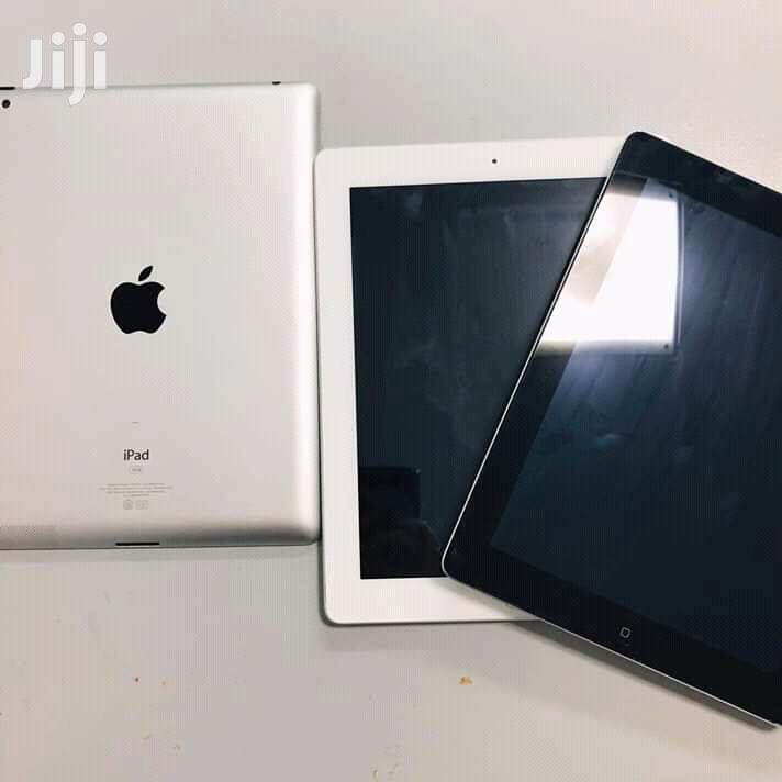 Apple iPad 2 Wi-Fi 16 GB Silver
