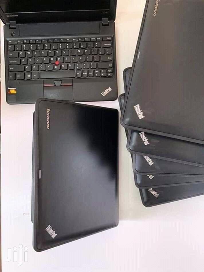 Laptop Lenovo ThinkPad X131e 4GB Intel Core 2 Duo HDD 320GB