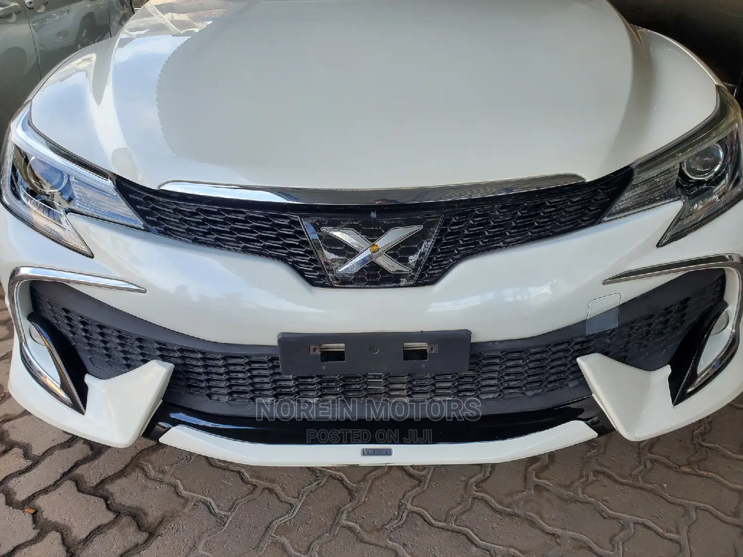 Toyota Mark X 2015 Off white
