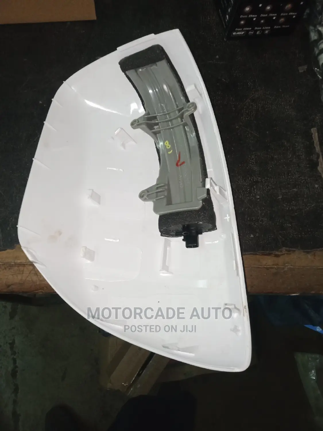 Prado Fj 150 Indicator Side Mirror Cover
