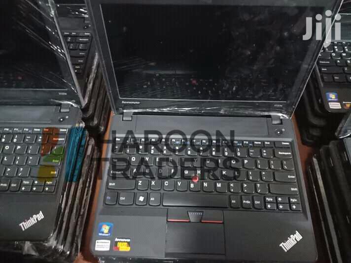 Laptop Lenovo ThinkPad X131e 4GB Intel Core 2 Duo HDD 320GB
