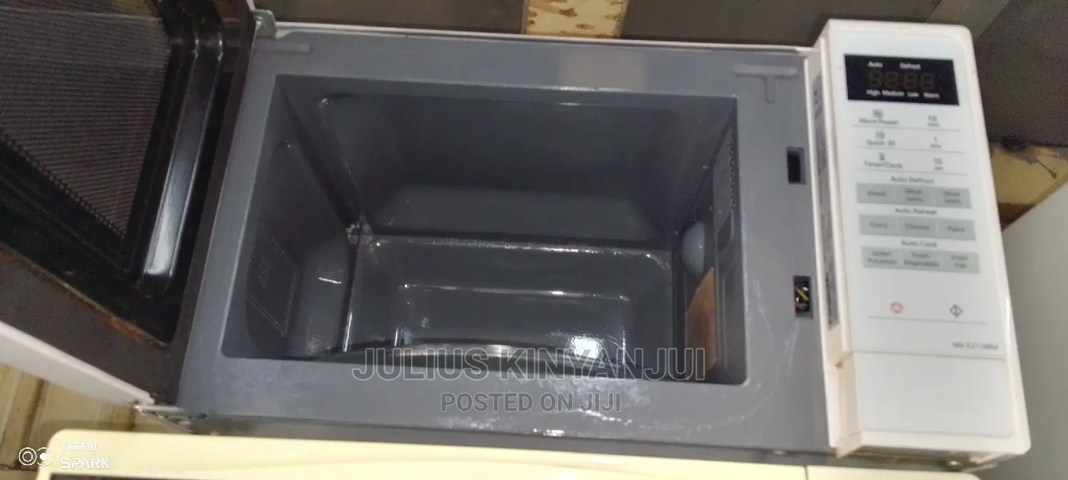 Microwave Oven