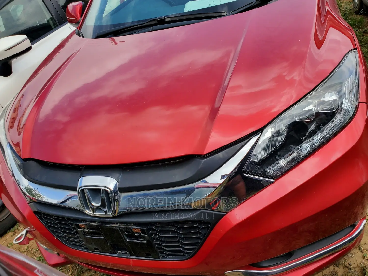 Honda Vezel 2015 Red