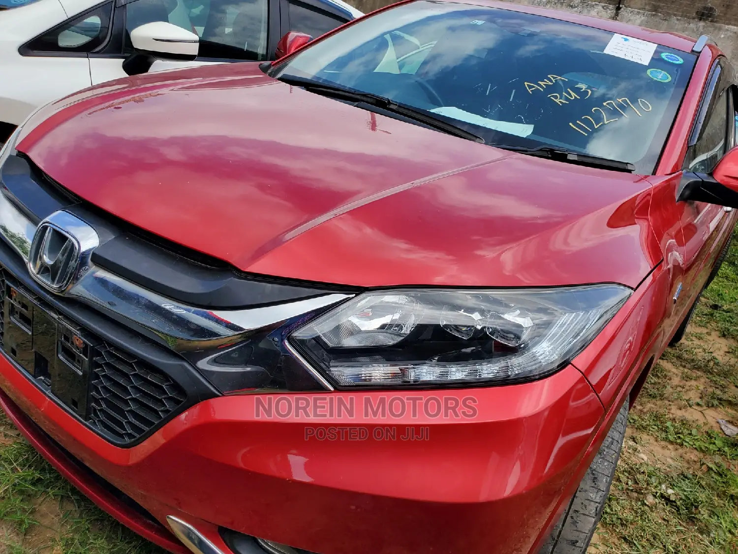 Honda Vezel 2015 Red