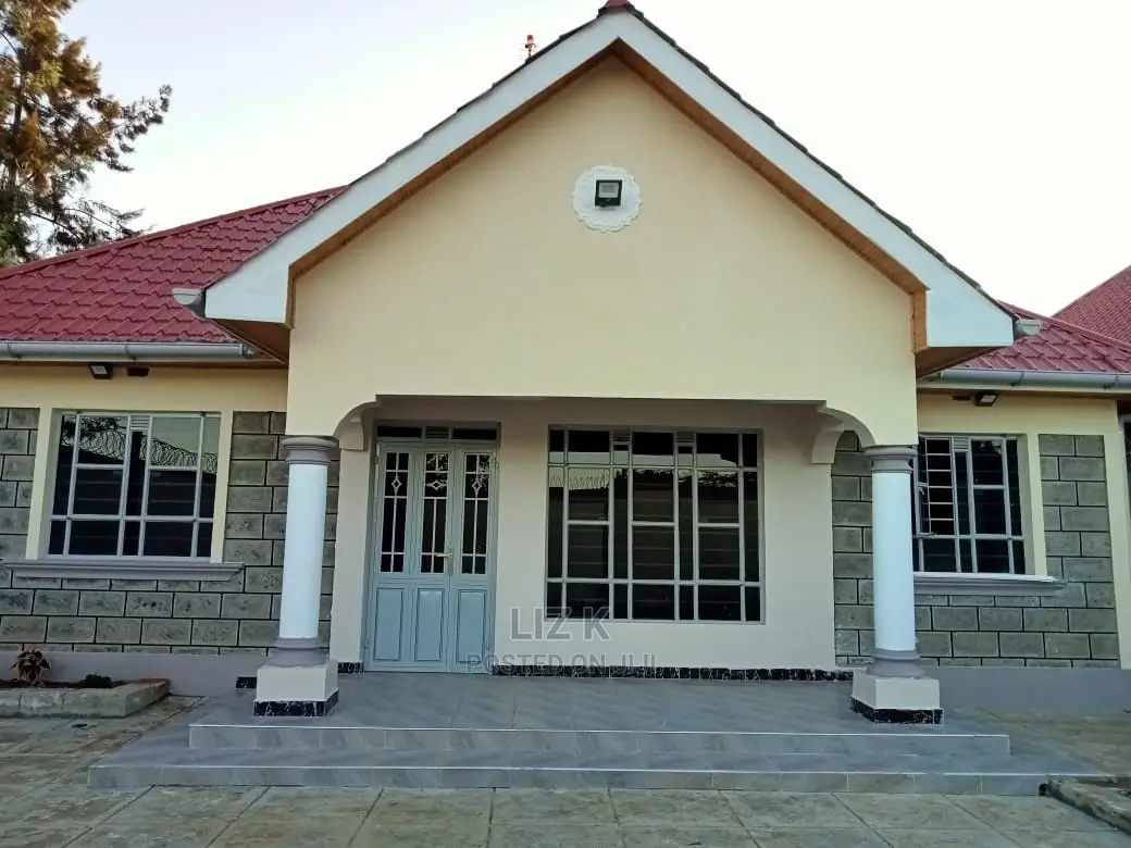 3bdrm Bungalow in Mugutha, Kwa Kairu for sale
