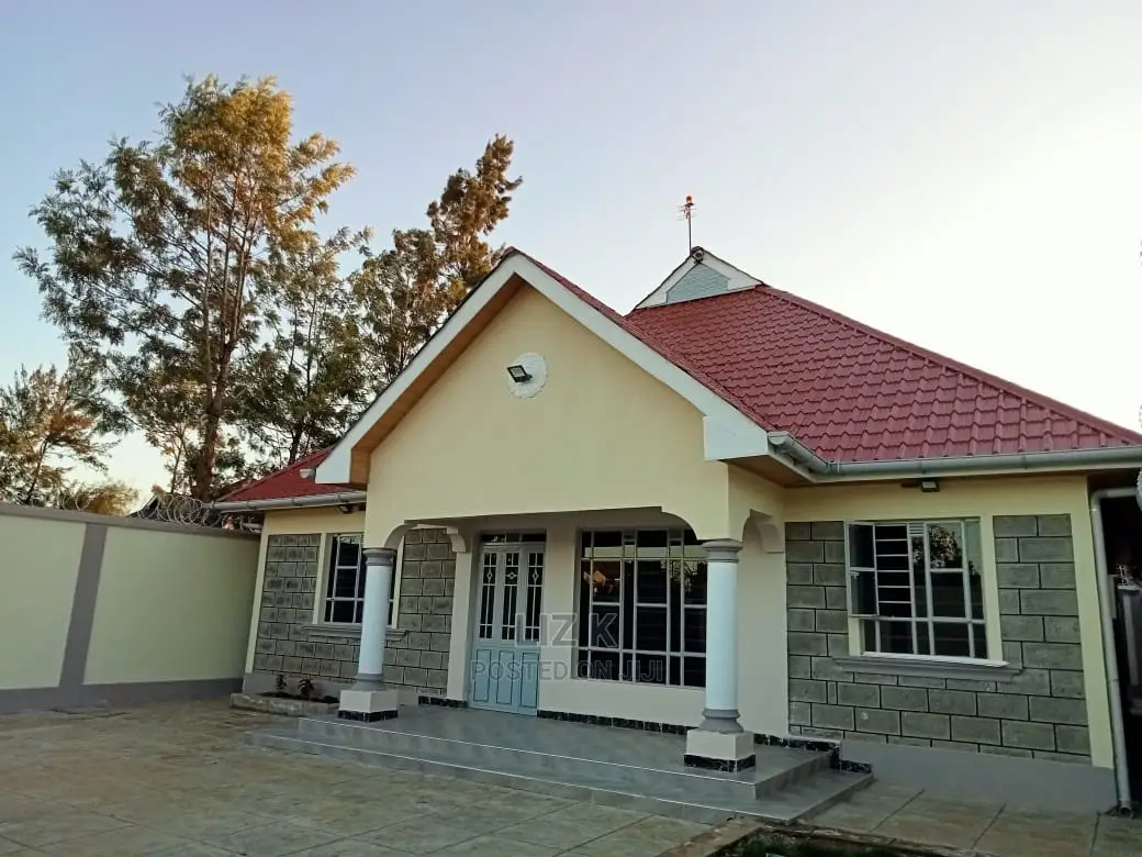 3bdrm Bungalow in Mugutha, Kwa Kairu for sale
