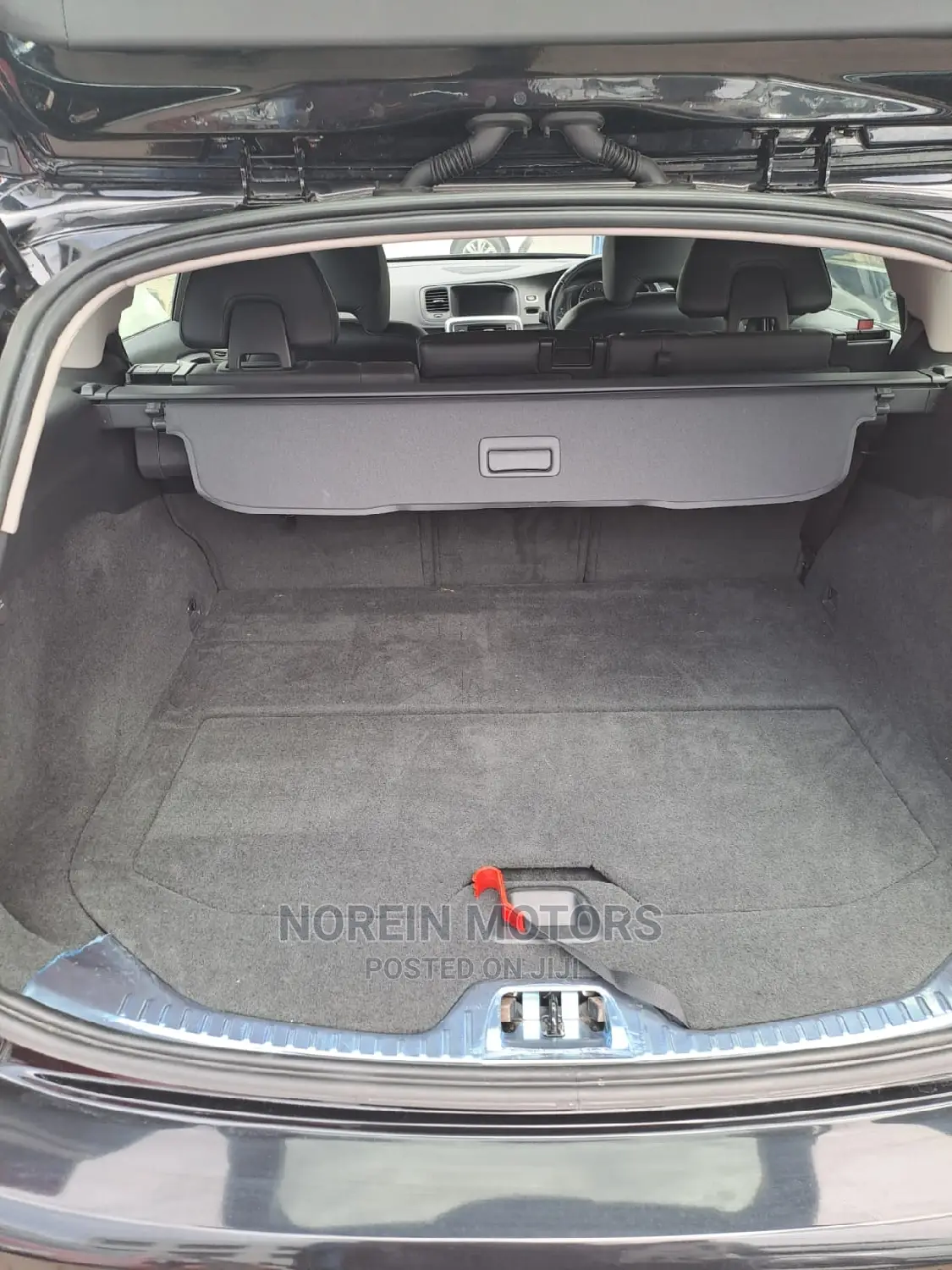 Volvo V60 2015 Black