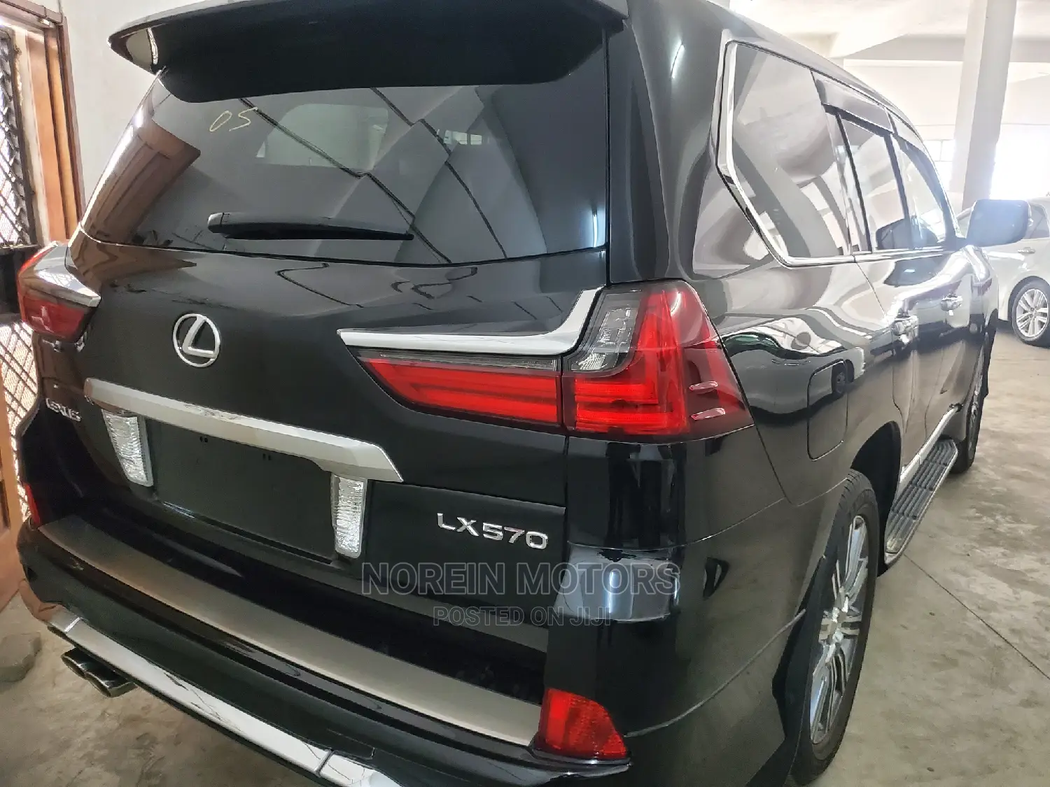 Lexus LX 2018 Matt Black