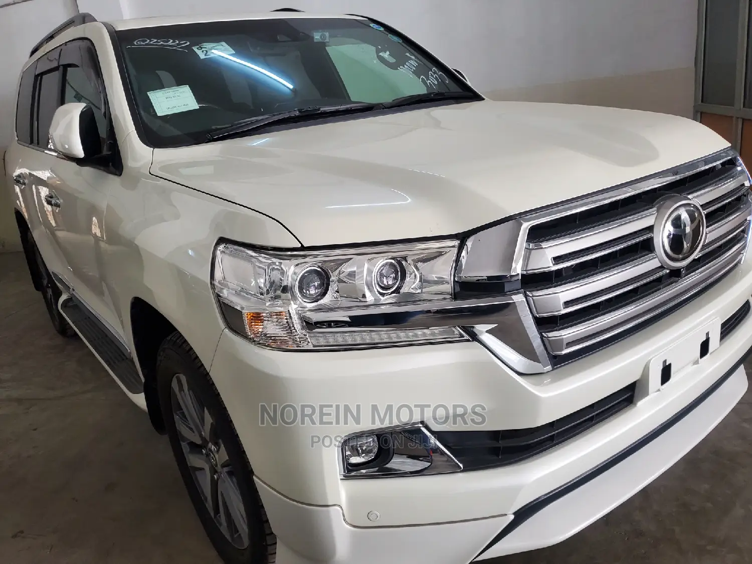 Toyota Land Cruiser 2017 Beige