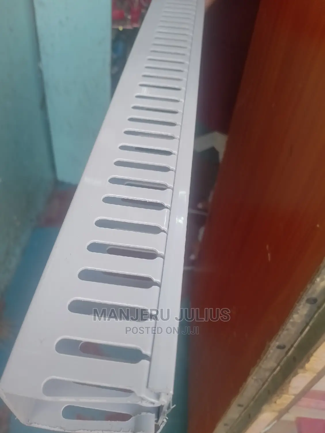 60*50 Perforated Trunking
