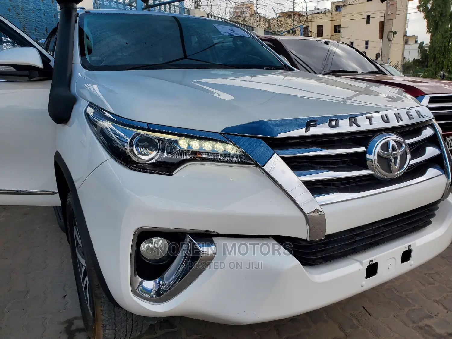Toyota Fortuner 2017 Off White