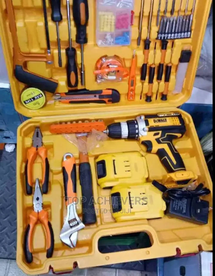 Durable Tool Set Dewalt