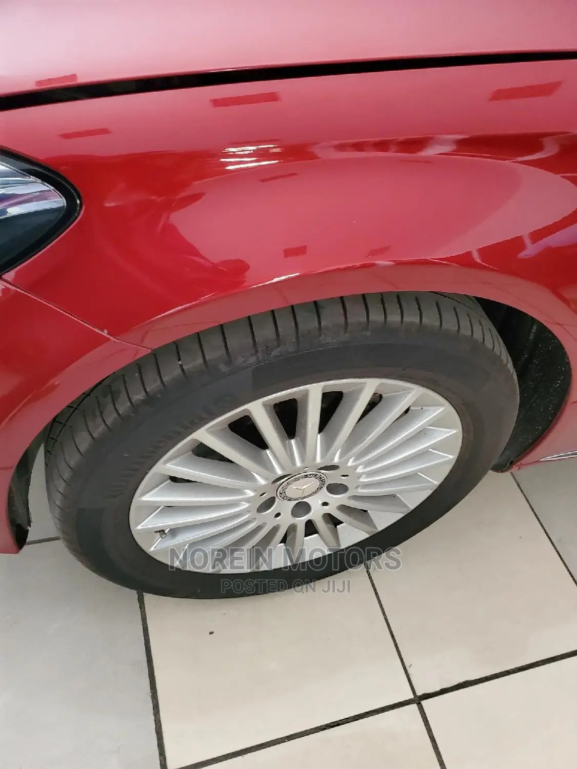 Mercedes-Benz C200 2015 Red