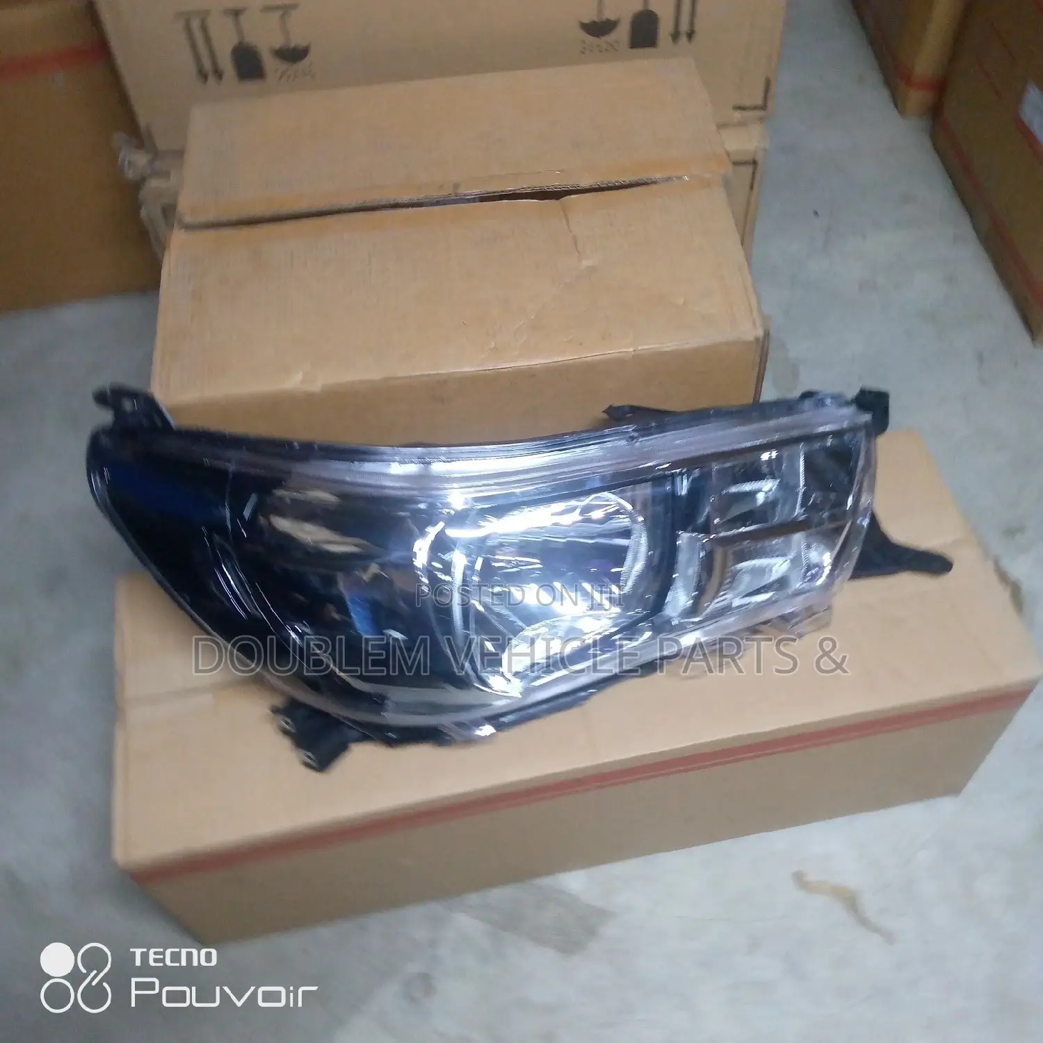 Headlamp Toyota Hilux Vigo Revolution/Revo 2015