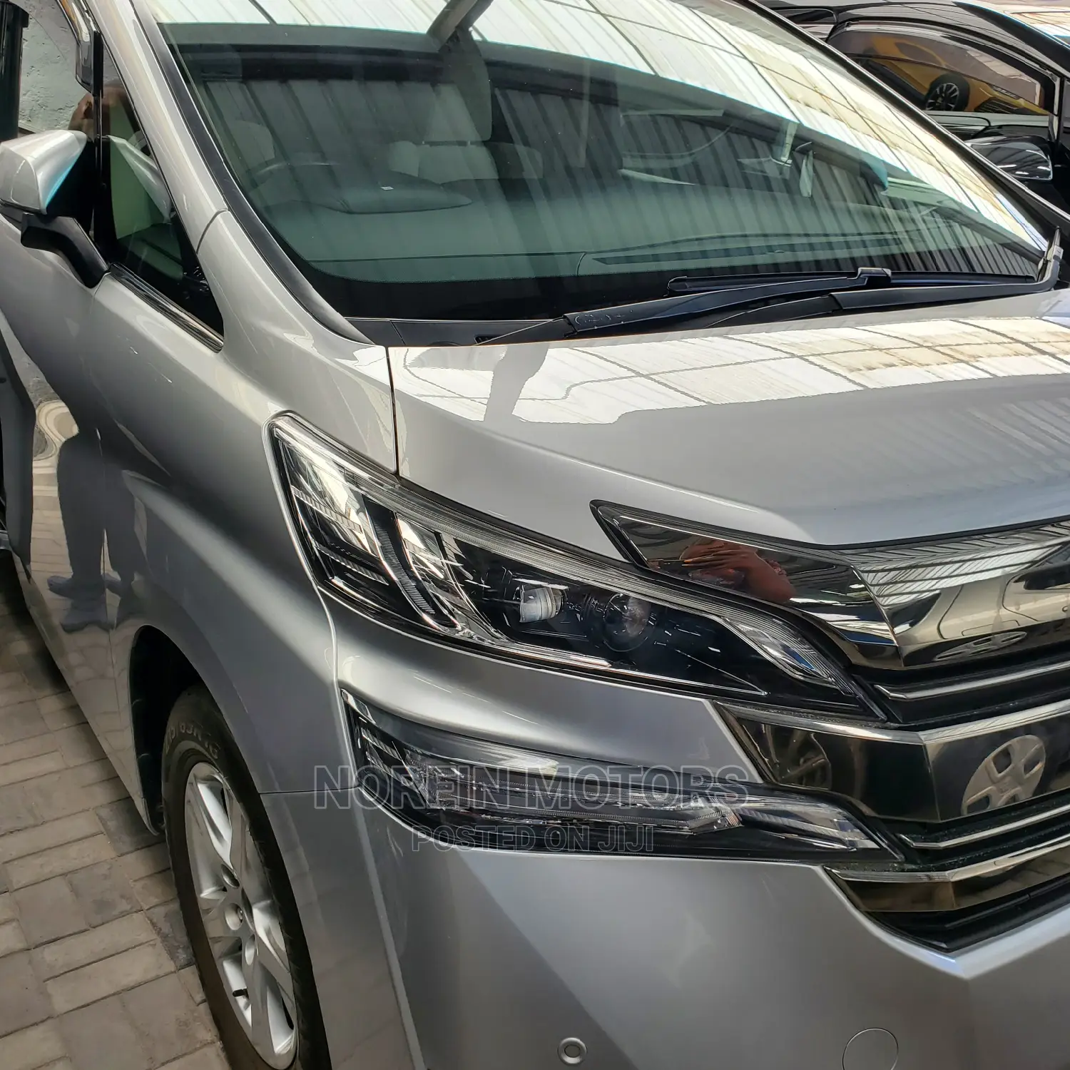 Toyota Vellfire 2016 Off White
