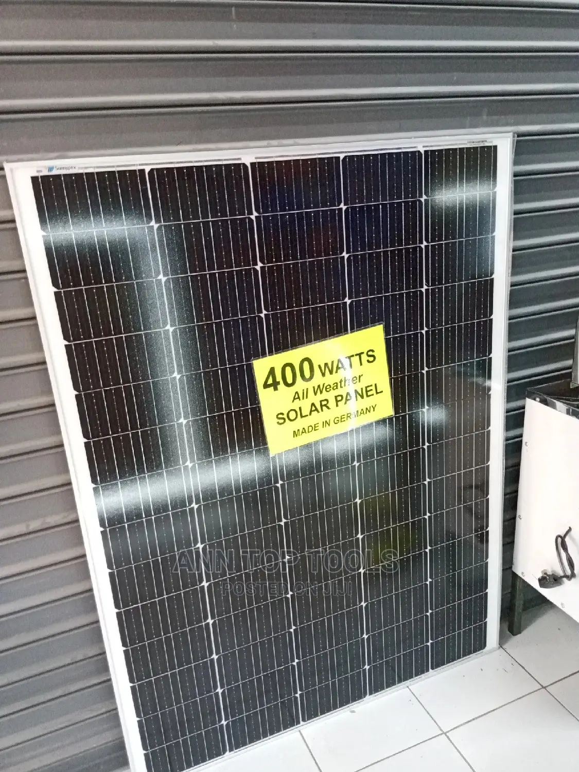 400 Watts Solar Panel