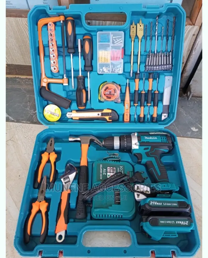 Makita 21V Cordless Electric Drill 117PC Tool Set 2 Batt