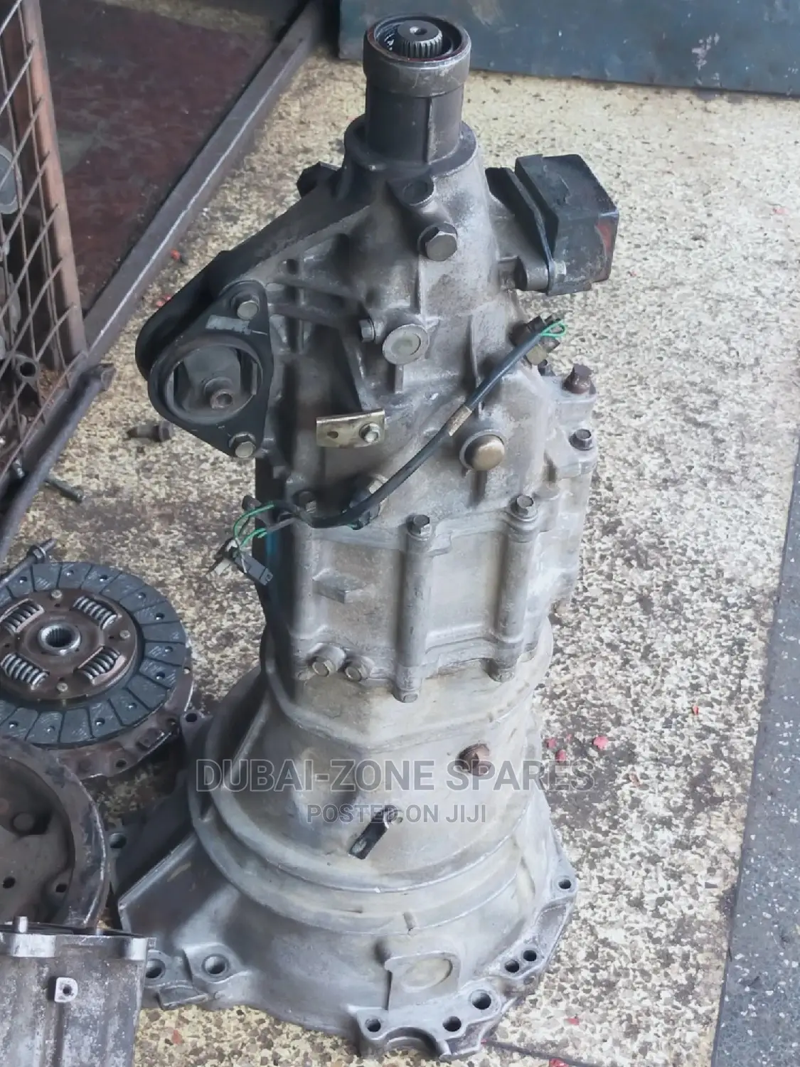 Vanette, Mazda Dongo Gearboxes R2,Lf8available.