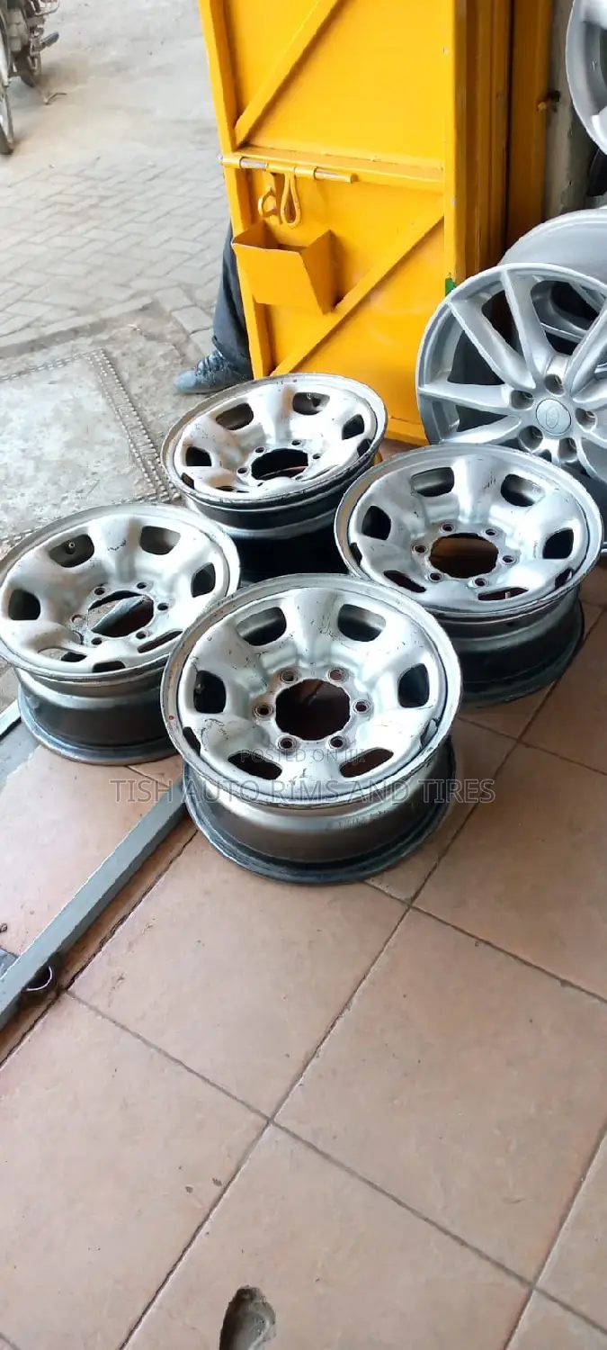 Original 15 Inch Toyota Hilux Rim