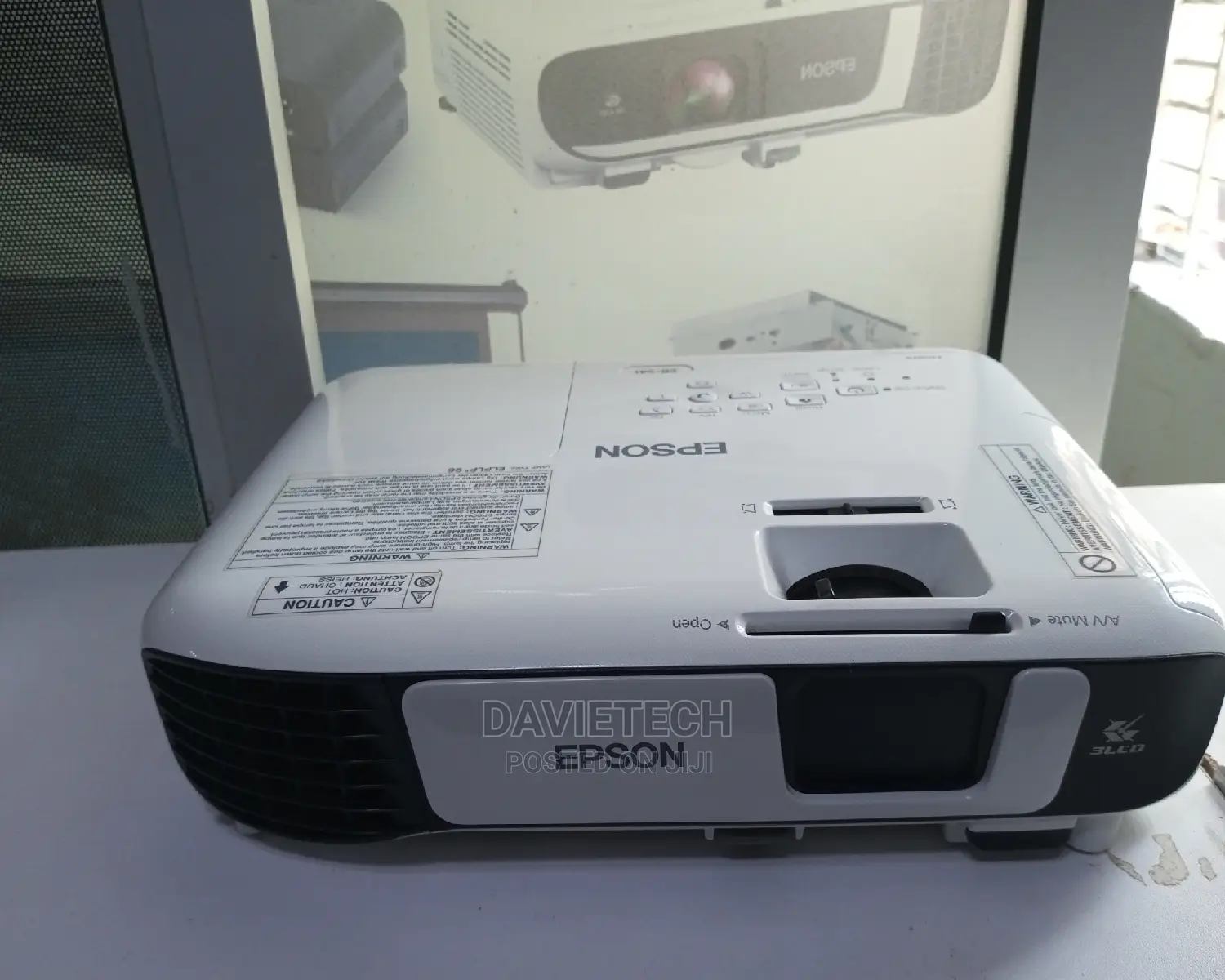 Refurbished EPSON Eb S41 Projector