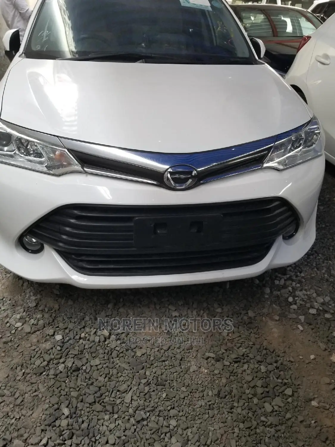 Toyota Axio 2015 Pearl