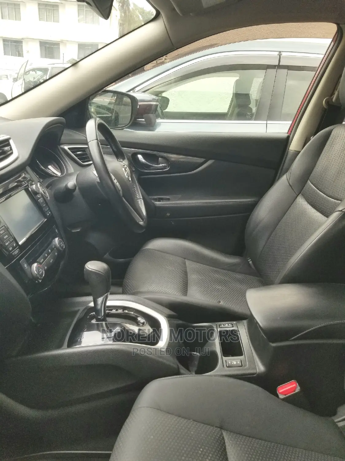Nissan X-Trail 2015 Red