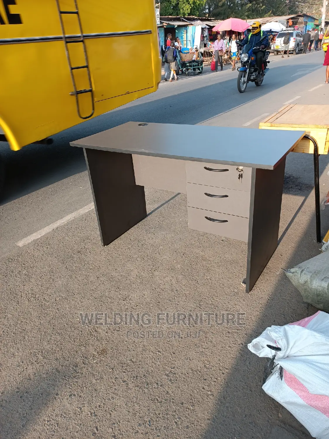 Office Desk