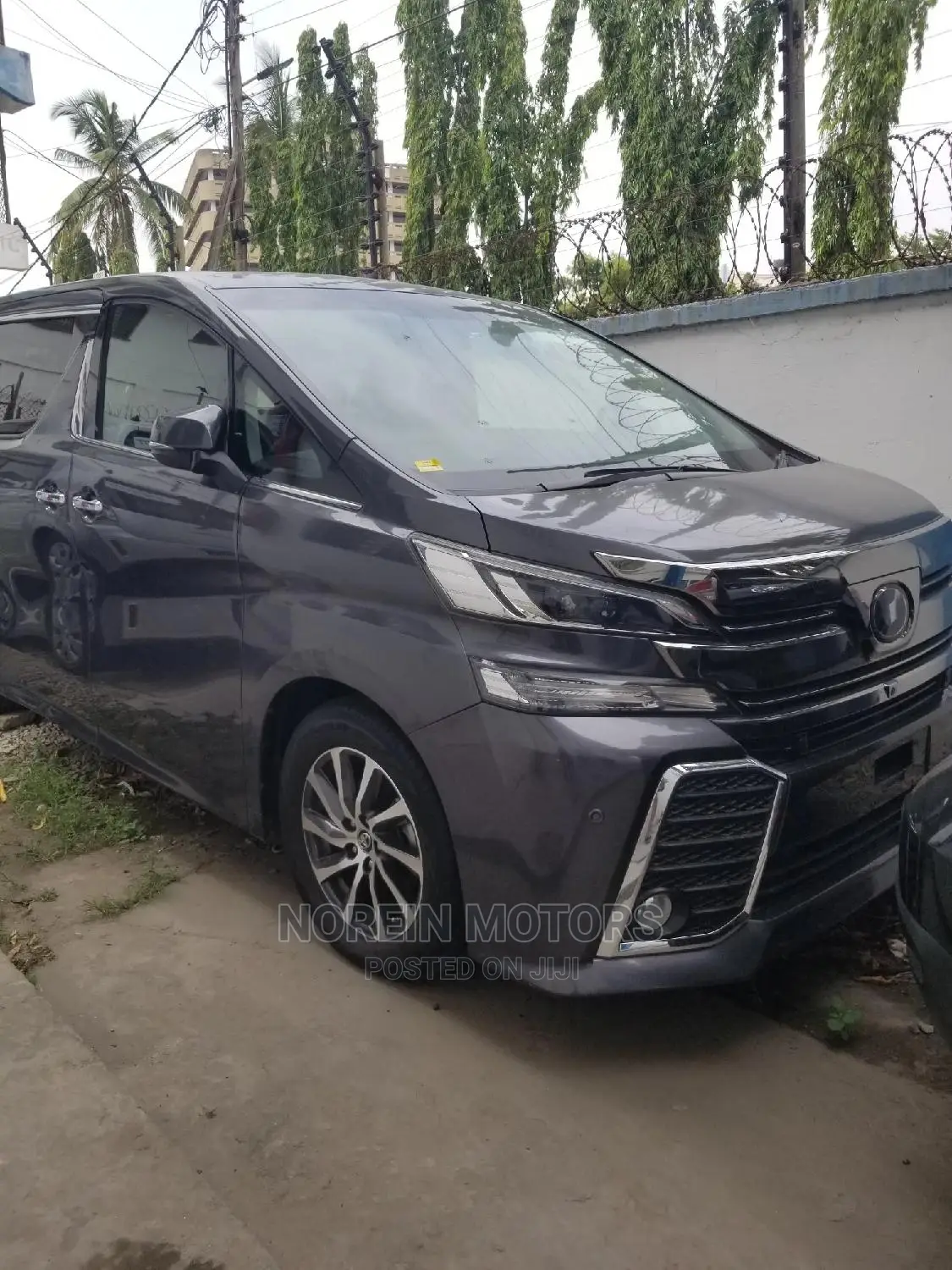 Toyota Vellfire 2016 Purple