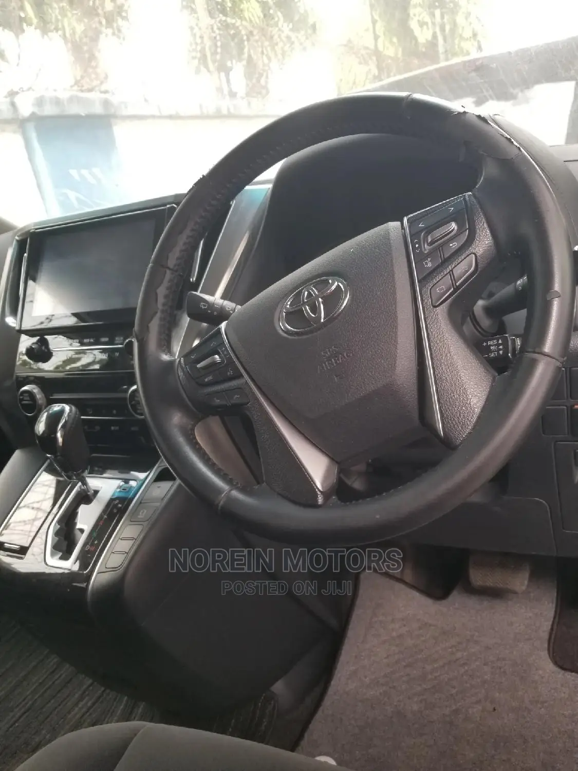 Toyota Vellfire 2016 Purple