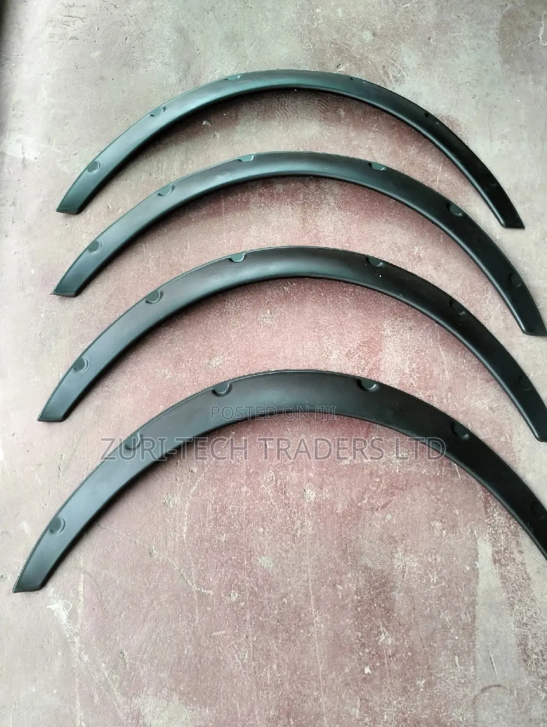 Universal Fenders Trim