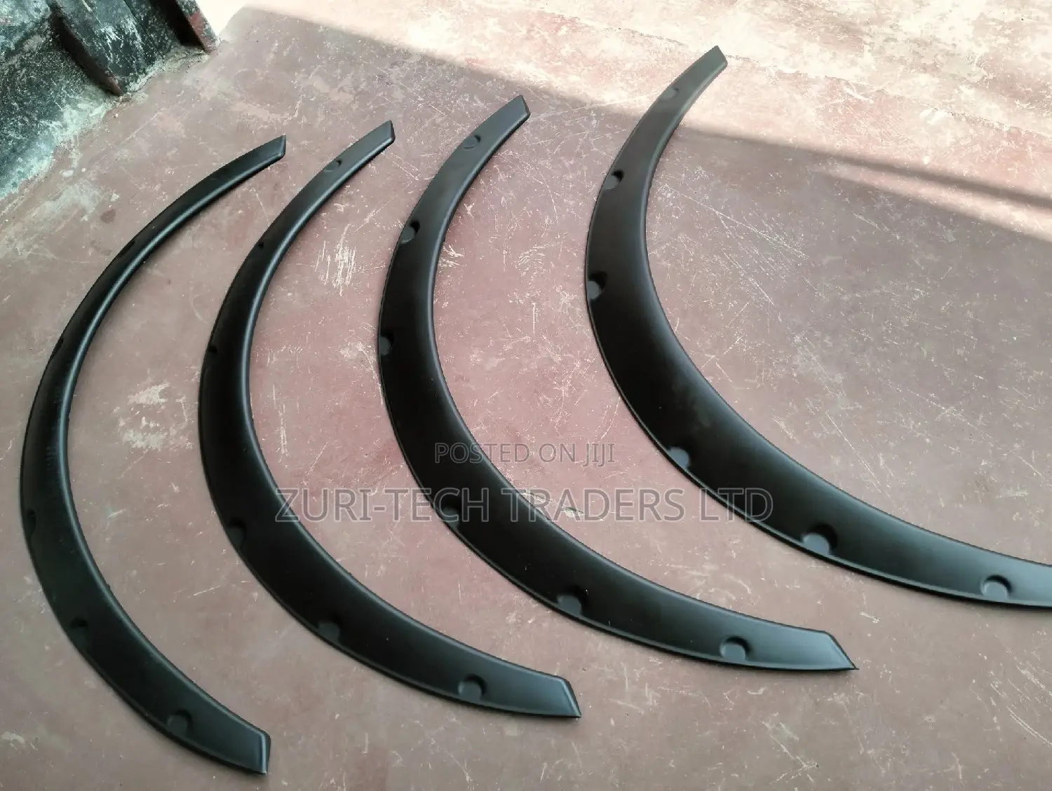 Universal Fenders Trim