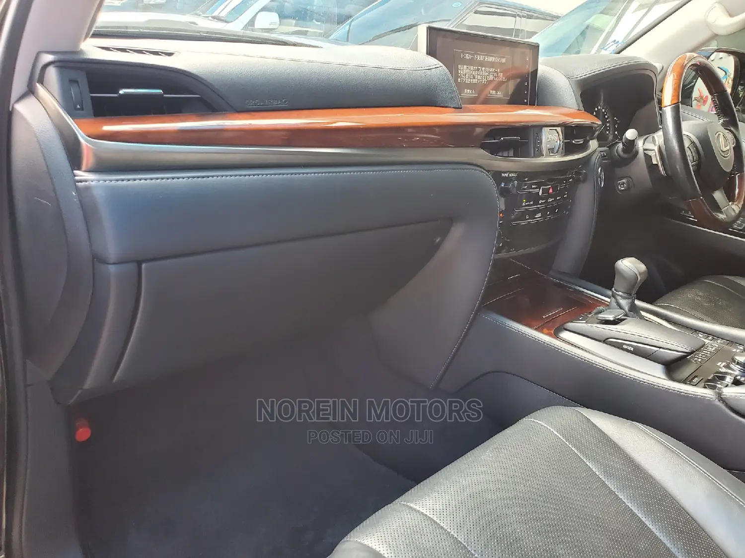 Lexus LX 2018 Blue
