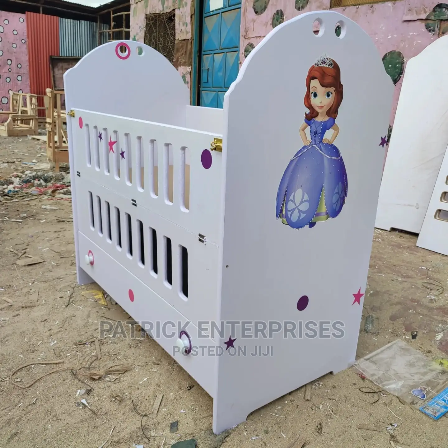 Morden MDF Baby Cot 4 by 2 Fitts