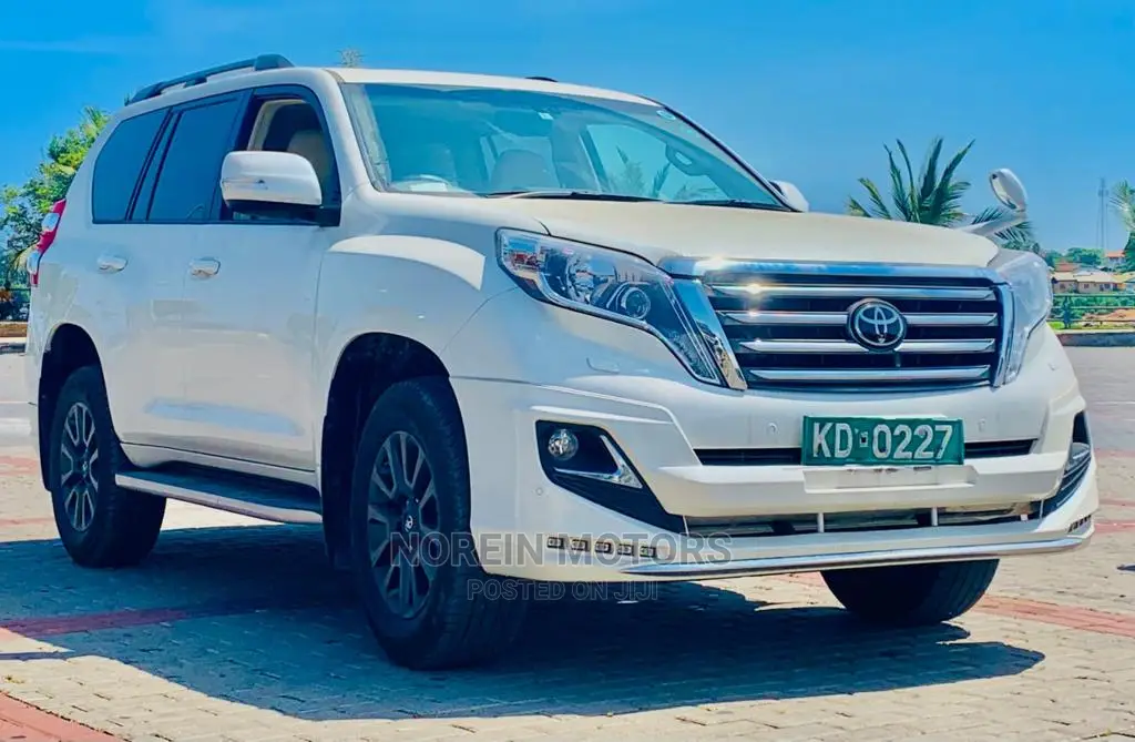 Toyota Land Cruiser Prado 2016 White