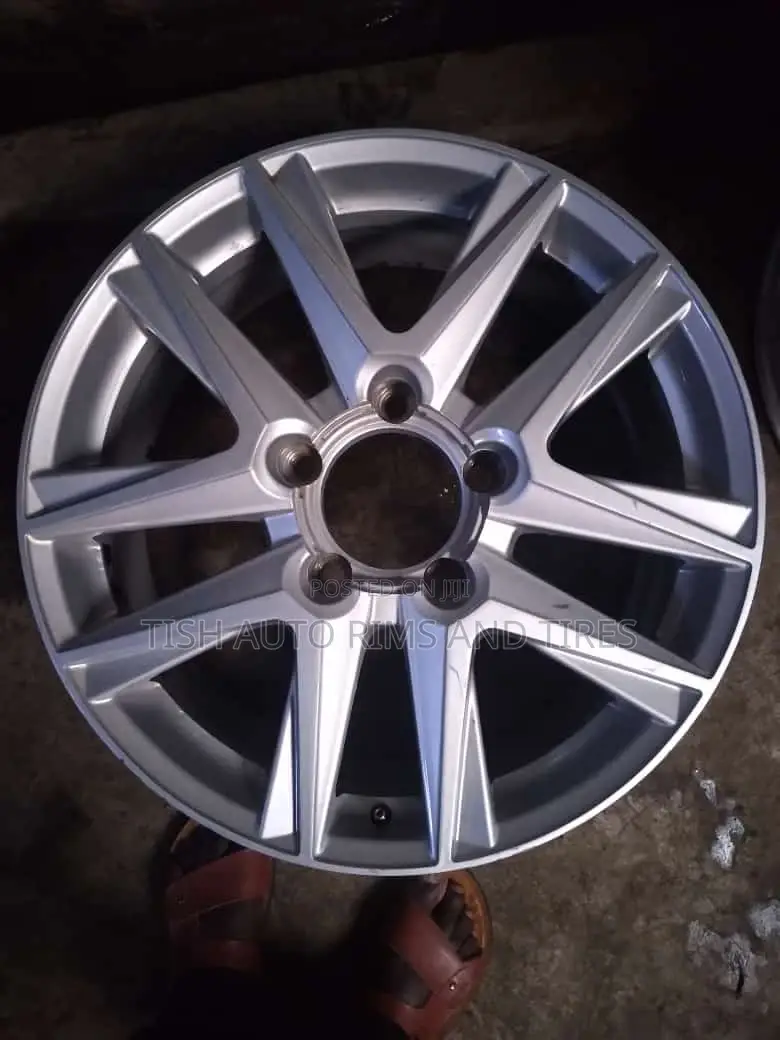 Land Cruiser V8 Original Rim 20 Inch