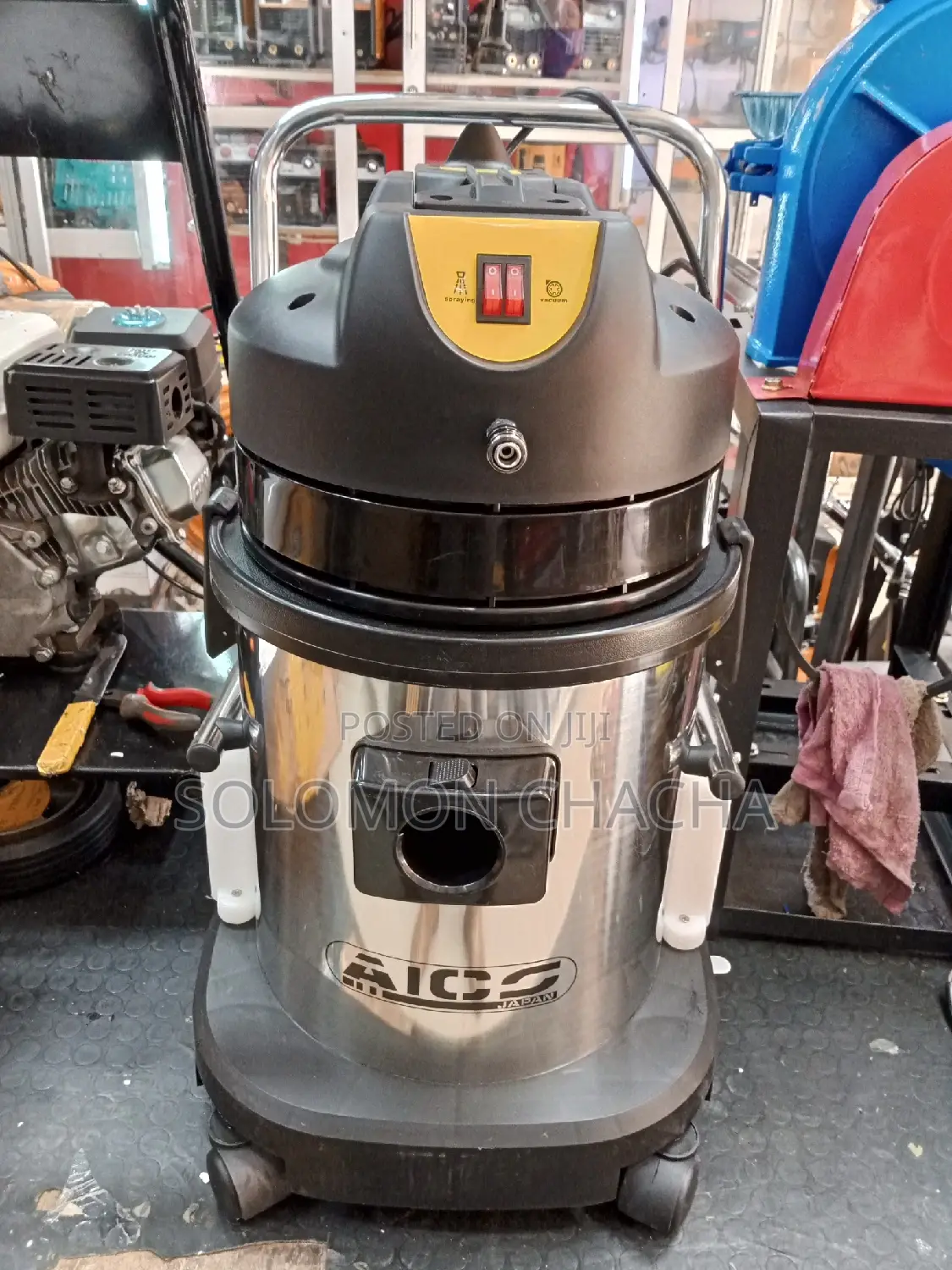 Aico Vacuum Cleaner and Sprayer 20L