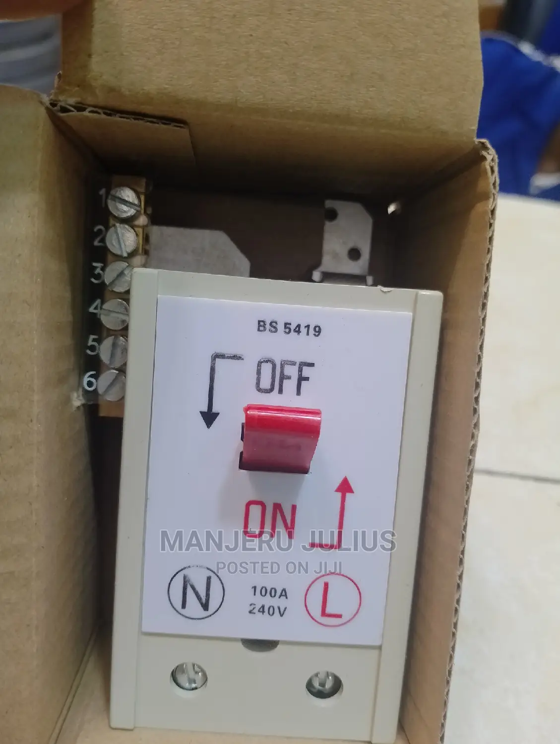 Club-Tree Main Switch