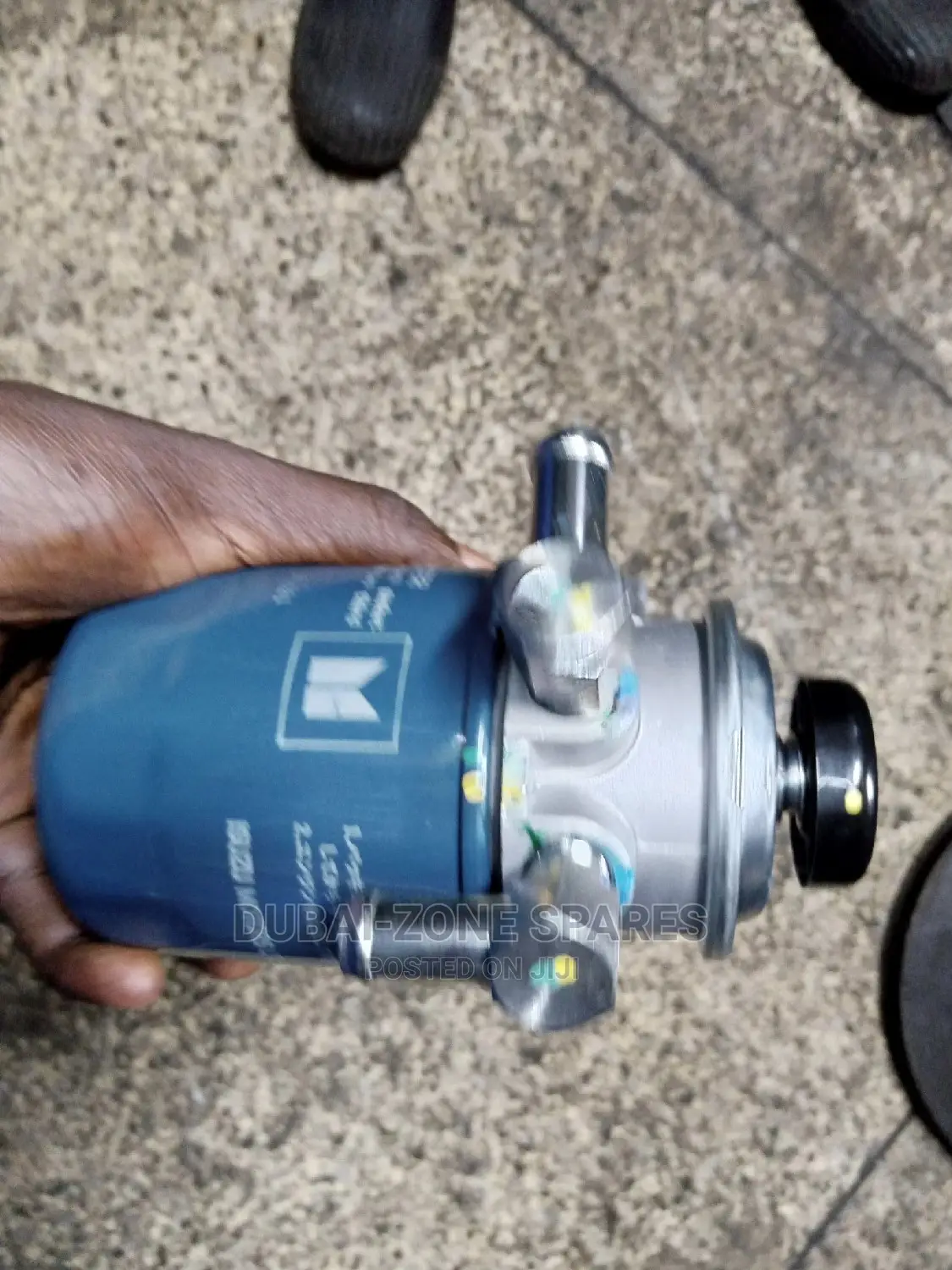Hand Pump Isuzu D-Max.
