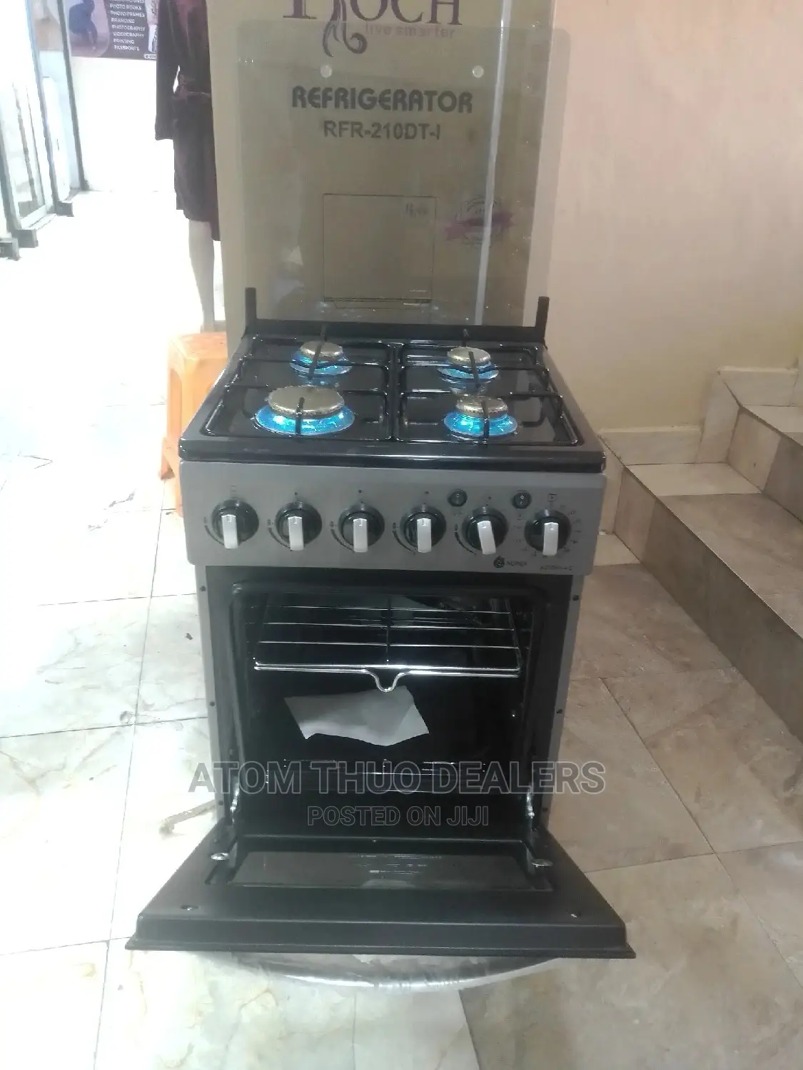 Brand New 4 Burner Standing Cooker 