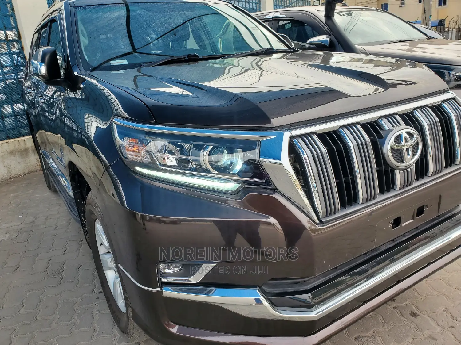 Toyota Land Cruiser Prado 2018 Brown