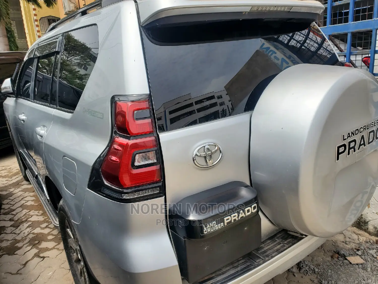 Toyota Land Cruiser Prado 2014 Silver