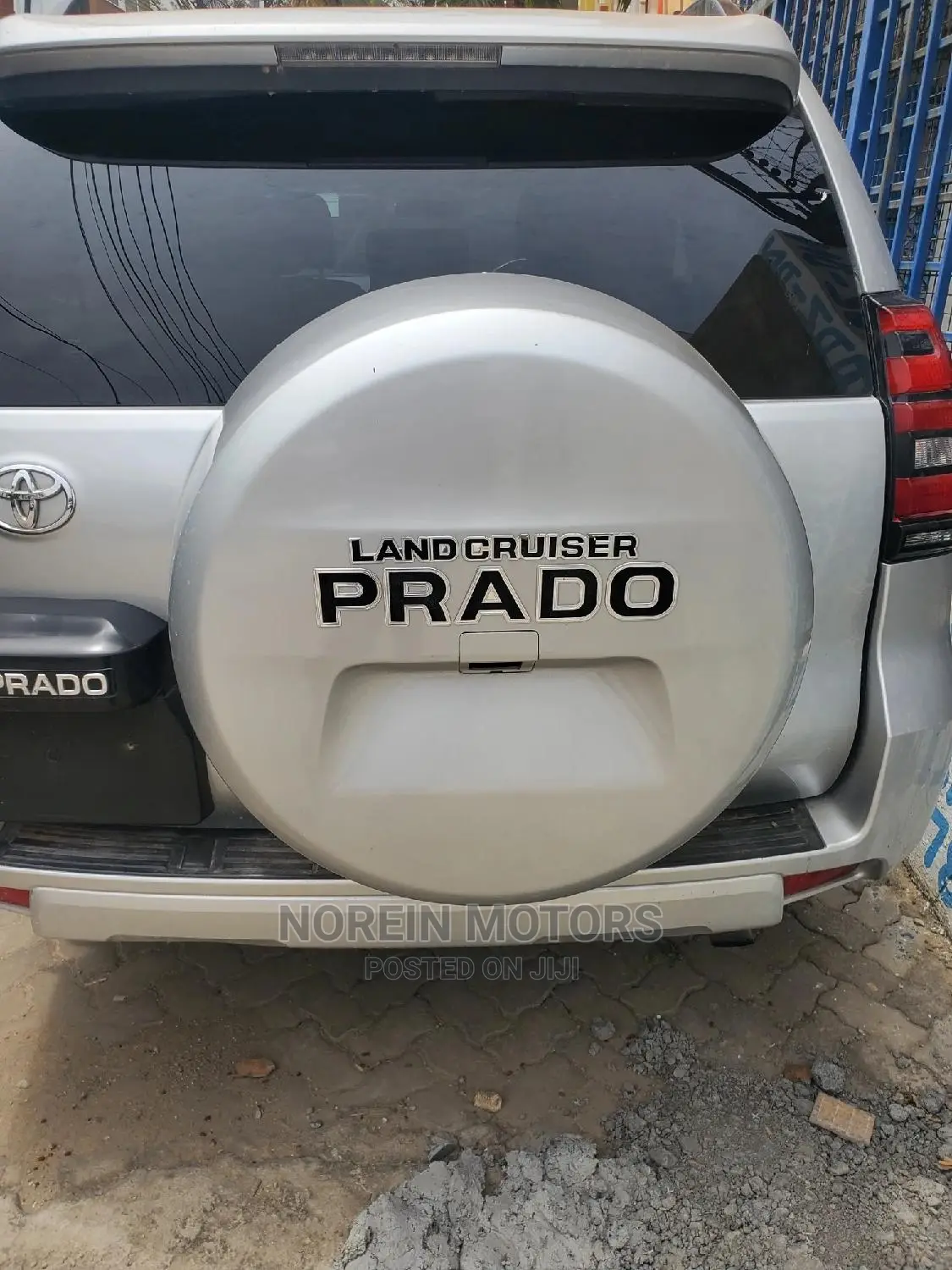 Toyota Land Cruiser Prado 2014 Silver