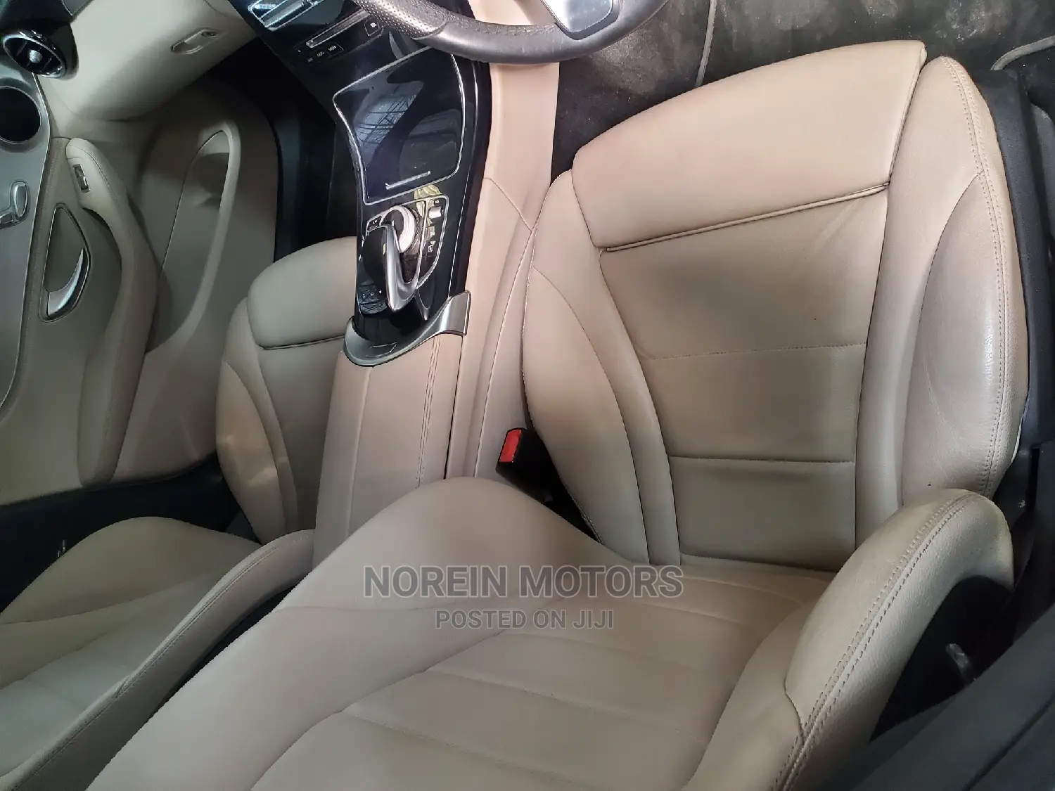 Mercedes-Benz C250 2015 Silver
