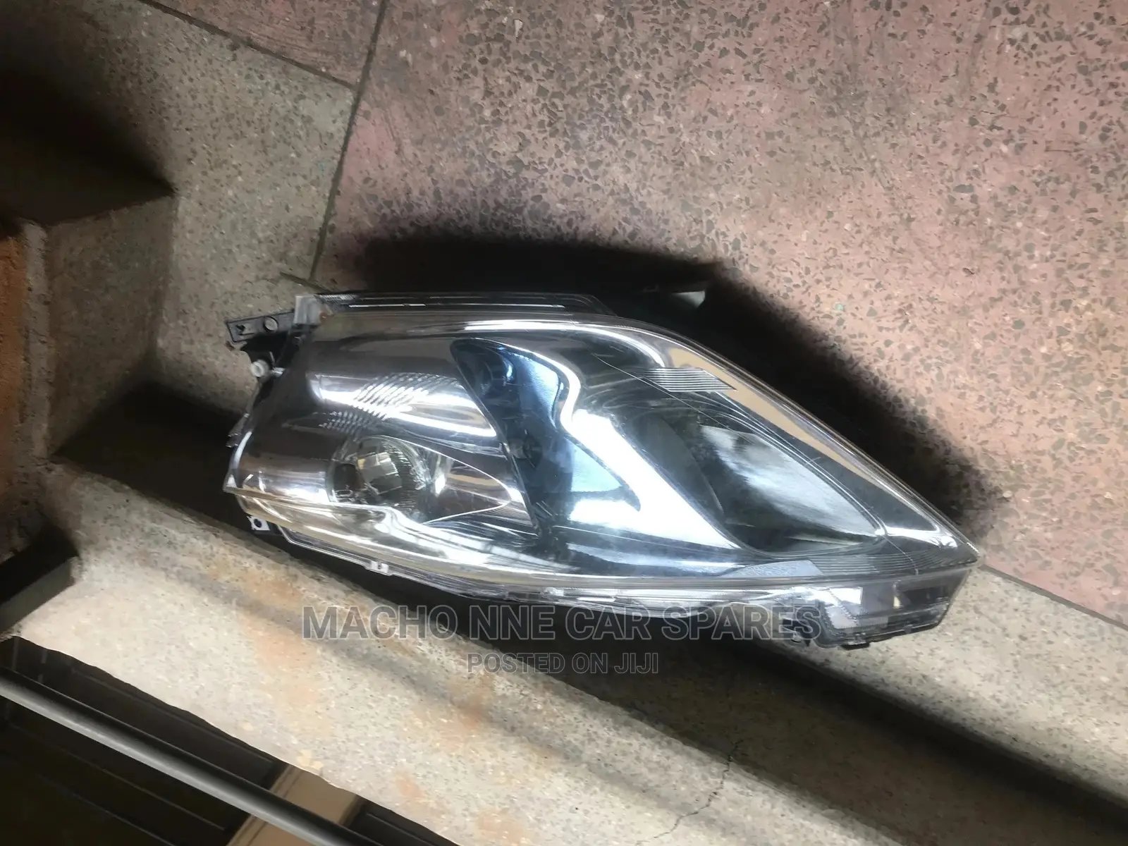 Nissan Leaf Electric Xenon Headlight